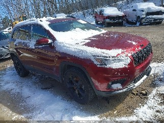 2019 Jeep Cherokee, VIN 1C4PJMLX9KD299205. Фото 1 из 6 с аукциона IAAI. Каталог авто из США OpenDataCar.