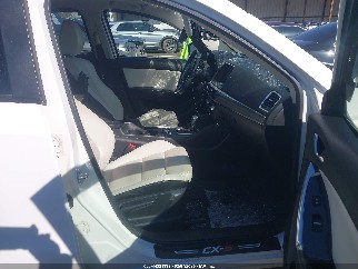 2016 Mazda CX-5, VIN JM3KE2DY9G0808208. Фото 5 з 6 з аукціону IAAI. Каталог авто зі США OpenDataCar.