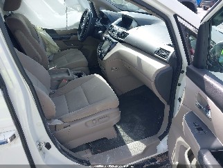 2017 Honda Odyssey, VIN 5FNRL5H3XHB020960. Фото 5 з 6 з аукціону IAAI. Каталог авто зі США OpenDataCar.