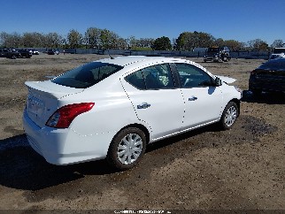 2019 Nissan Versa, VIN 3N1CN7AP4KL827494. Фото 4 з 6 з аукціону IAAI. Каталог авто зі США OpenDataCar.