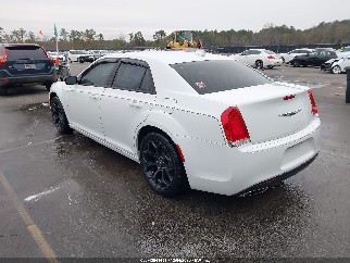 2019 Chrysler 300, VIN 2C3CCAAG3KH613447. Фото 3 з 6 з аукціону IAAI. Каталог авто зі США OpenDataCar.