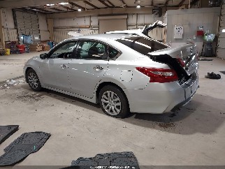 2018 Nissan Altima, VIN 1N4AL3AP3JC118753. Фото 3 з 6 з аукціону IAAI. Каталог авто зі США OpenDataCar.