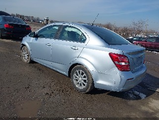 2017 Chevrolet Sonic, VIN 1G1JD5SH3H4107565. Фото 3 з 6 з аукціону IAAI. Каталог авто зі США OpenDataCar.
