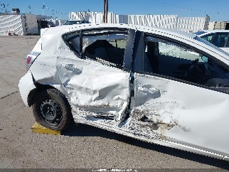 2013 Toyota Prius C, VIN JTDKDTB31D1047608. Фото 6 з 6 з аукціону IAAI. Каталог авто зі США OpenDataCar.