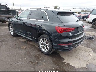 2022 Audi Q3, VIN WA1EECF33N1112572. Фото 3 з 6 з аукціону IAAI. Каталог авто зі США OpenDataCar.