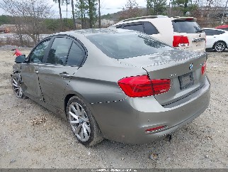 2016 Bmw 3 Series, VIN WBA8E5G52GNT93058. Фото 3 з 6 з аукціону IAAI. Каталог авто зі США OpenDataCar.