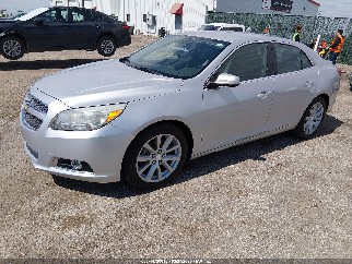 2013 Chevrolet Malibu, VIN 1G11E5SA5DF268241. Zdjęcie 2 z 6 z aukcji IAAI. Katalog aut z USA OpenDataCar.