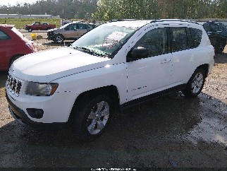 2014 Jeep Compass, VIN 1C4NJDBB2ED842296. Фото 2 из 6 с аукциона IAAI. Каталог авто из США OpenDataCar.