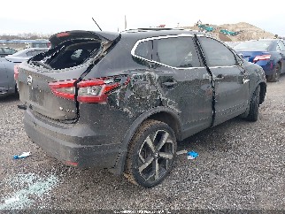 2021 Nissan Rogue Sport, VIN JN1BJ1CW0MW452581. Фото 4 из 6 с аукциона IAAI. Каталог авто из США OpenDataCar.