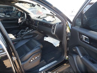 2019 Porsche Cayenne, VIN WP1AE2AY4KDA50335. Фото 5 з 6 з аукціону IAAI. Каталог авто зі США OpenDataCar.