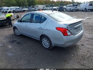 2014 Nissan Versa, VIN 3N1CN7AP9EL808038. Фото 3 з 6 з аукціону IAAI. Каталог авто зі США OpenDataCar.