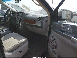 2008 Chrysler Town & Country, VIN 2A8HR54P58R728730. Фото 5 з 6 з аукціону IAAI. Каталог авто зі США OpenDataCar.