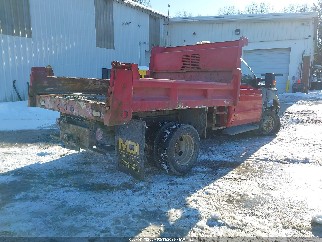 2015 Ford F-350, VIN 1FDRF3H61FEA71117. Zdjęcie 4 z 6 z aukcji IAAI. Katalog aut z USA OpenDataCar.