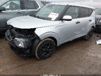 2020 Kia Soul, VIN KNDJ23AU2L7024104. Фото 2 з 6 з аукціону IAAI. Каталог авто зі США OpenDataCar.