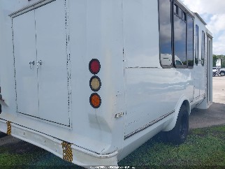 2011 Ford E-450, VIN 1FDFE4FS5BDA34664. Zdjęcie 4 z 6 z aukcji IAAI. Katalog aut z USA OpenDataCar.