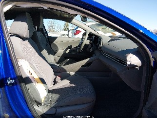 2021 Hyundai Elantra, VIN KMHLL4AG6MU121049. Фото 5 з 6 з аукціону IAAI. Каталог авто зі США OpenDataCar.
