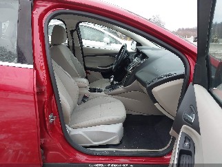 2012 Ford Focus, VIN 1FAHP3H21CL471962. Фото 5 з 6 з аукціону IAAI. Каталог авто зі США OpenDataCar.