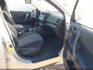 2008 Toyota Highlander, VIN JTEDS43A082006352. Photo 5 of 6 from IAAI auction. OpenDataCar US salvage catalog.