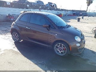 2015 Fiat 500, VIN 3C3CFFBRXFT616010. Фото 1 из 6 с аукциона IAAI. Каталог авто из США OpenDataCar.