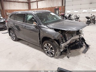 2021 Toyota Highlander, VIN 5TDGZRBH2MS155390. Фото 1 з 6 з аукціону IAAI. Каталог авто зі США OpenDataCar.