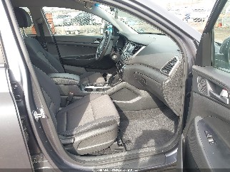 2017 Hyundai Tucson, VIN KM8J3CA23HU341180. Фото 5 з 6 з аукціону IAAI. Каталог авто зі США OpenDataCar.