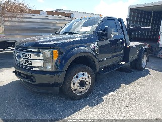 2018 Ford F-450, VIN 1FDUF4GT6JEB75537. Фото 2 из 6 с аукциона IAAI. Каталог авто из США OpenDataCar.