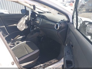 2025 Nissan Versa, VIN 3N1CN8DVXSL851752. Фото 5 з 6 з аукціону IAAI. Каталог авто зі США OpenDataCar.