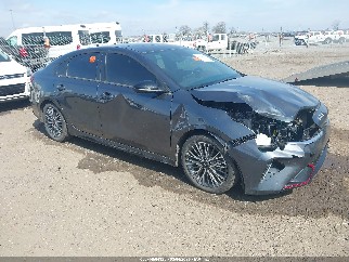 2023 Kia Forte, VIN 3KPF54AD4PE650259. Фото 1 з 6 з аукціону IAAI. Каталог авто зі США OpenDataCar.