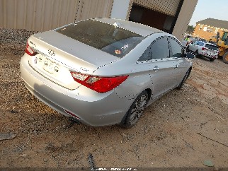 2013 Hyundai Sonata, VIN 5NPEC4AB6DH773245. Фото 4 з 6 з аукціону IAAI. Каталог авто зі США OpenDataCar.