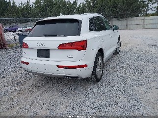 2018 Audi Q5, VIN WA1BNAFY8J2200010. Фото 4 з 6 з аукціону IAAI. Каталог авто зі США OpenDataCar.