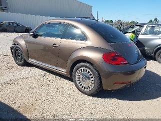 2013 Volkswagen Beetle, VIN 3VWJX7AT0DM677373. Фото 3 з 6 з аукціону IAAI. Каталог авто зі США OpenDataCar.