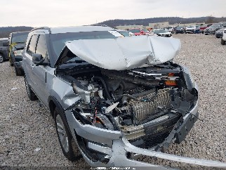 2017 Ford Explorer, VIN 1FM5K7D86HGA69136. Фото 1 з 6 з аукціону IAAI. Каталог авто зі США OpenDataCar.