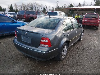 2004 Volkswagen Jetta, VIN 3VWRK69M94M086564. Фото 4 з 6 з аукціону IAAI. Каталог авто зі США OpenDataCar.