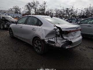 2021 Kia Forte, VIN 3KPF24AD9ME347238. Фото 3 з 6 з аукціону IAAI. Каталог авто зі США OpenDataCar.