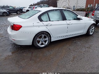 2013 Bmw 3 Series, VIN WBA3C3C5XDF981631. Фото 4 з 6 з аукціону IAAI. Каталог авто зі США OpenDataCar.