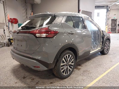 2025 Nissan Kicks, VIN 3N1CP5CV1SL475937. Фото 4 з 6 з аукціону IAAI. Каталог авто зі США OpenDataCar.