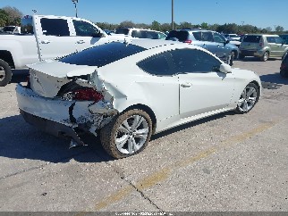 2011 Hyundai Genesis, VIN KMHHT6KD7BU059650. Фото 4 из 6 с аукциона IAAI. Каталог авто из США OpenDataCar.