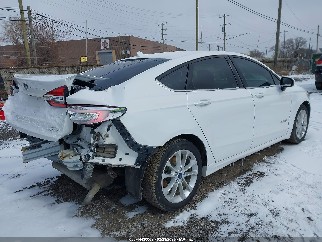 2019 Ford Fusion, VIN 3FA6P0LU2KR130679. Фото 4 з 6 з аукціону IAAI. Каталог авто зі США OpenDataCar.