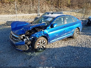 2024 Volkswagen Jetta, VIN 3VW5M7BU9RM099363. Фото 2 з 6 з аукціону IAAI. Каталог авто зі США OpenDataCar.