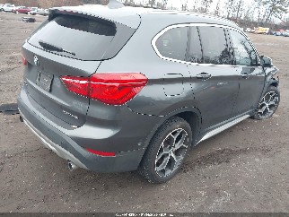 2019 Bmw X1, VIN WBXHT3C52K5L90899. Zdjęcie 4 z 6 z aukcji IAAI. Katalog aut z USA OpenDataCar.