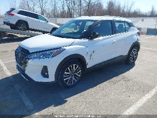 2025 Nissan Kicks, VIN 3N1CP5CV7SL487137. Фото 2 з 6 з аукціону IAAI. Каталог авто зі США OpenDataCar.