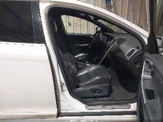 2015 Volvo XC60, VIN YV4902RH9F2574330. Фото 5 з 6 з аукціону IAAI. Каталог авто зі США OpenDataCar.