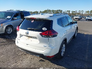 2020 Nissan Rogue, VIN JN8AT2MT2LW041828. Zdjęcie 4 z 6 z aukcji IAAI. Katalog aut z USA OpenDataCar.