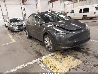 2024 Tesla Model Y, VIN 7SAYGDEE9RF991825. Фото 1 з 6 з аукціону IAAI. Каталог авто зі США OpenDataCar.