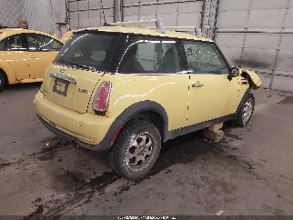 2005 Mini Cooper, VIN WMWRC33545TJ71991. Фото 4 з 6 з аукціону IAAI. Каталог авто зі США OpenDataCar.