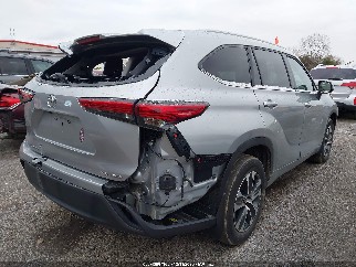 2022 Toyota Highlander, VIN 5TDGZRBH3NS561485. Фото 4 з 6 з аукціону IAAI. Каталог авто зі США OpenDataCar.