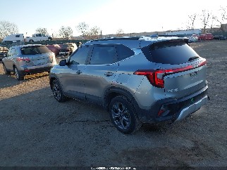 2024 Kia Seltos, VIN KNDEUCAA1R7624378. Фото 3 з 6 з аукціону IAAI. Каталог авто зі США OpenDataCar.