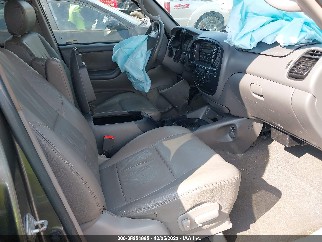 2003 Toyota Sequoia, VIN 5TDZT34A73S152944. Фото 5 з 6 з аукціону IAAI. Каталог авто зі США OpenDataCar.