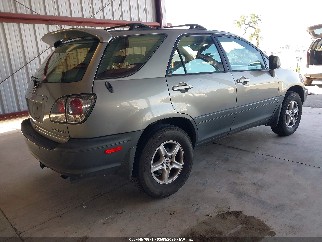 2002 Lexus RX 300, VIN JTJHF10U120256366. Фото 4 из 6 с аукциона IAAI. Каталог авто из США OpenDataCar.