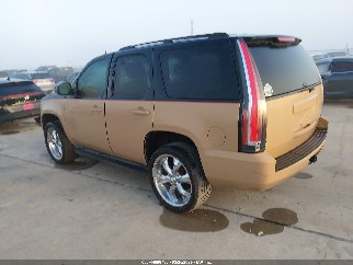 2010 Gmc Yukon, VIN 1GKUCAE01AR273375. Фото 3 з 6 з аукціону IAAI. Каталог авто зі США OpenDataCar.